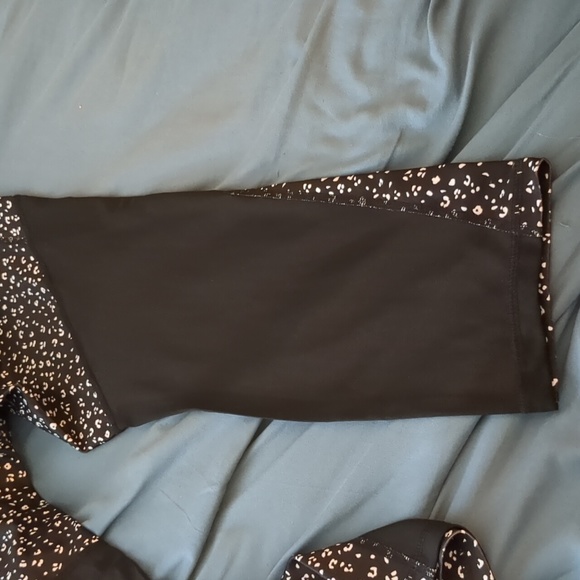 Juicy couture Capri leggings size L - Picture 2 of 9